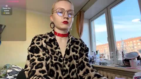 olivia online show from March 2026 03:16:01 PM