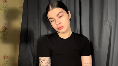 Adel online show from January 2026 09:18:02 PM