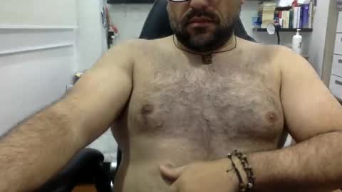 VzlaMan online show from November 2025 04:55:01 AM