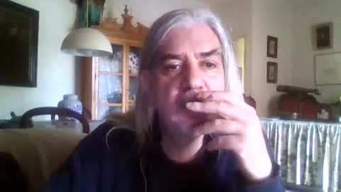 Snapshot of mc_manu chatting on December 2024 03:38:02 PM Manu online show from December 2024 03:38:02 PM