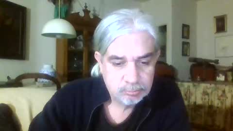 Snapshot of mc_manu chatting on December 2024 07:56:01 PM Manu online show from December 2024 07:56:01 PM