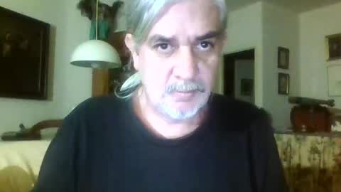Snapshot of mc_manu chatting on December 2024 01:08:01 AM Manu online show from December 2024 01:08:01 AM