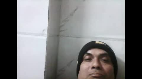 Snapshot of mcaraj2 chatting on January 2025 06:35:01 PM mcaraj2 online show from January 2025 06:35:01 PM