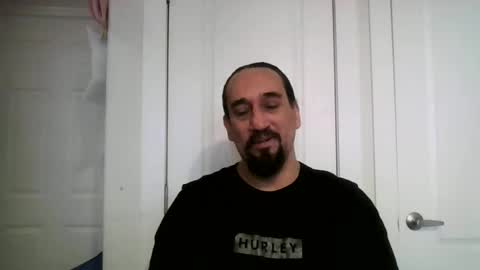 Snapshot of mclovins77 chatting on April 2026 07:30:02 PM mclovins77 online show from April 2026 07:30:02 PM