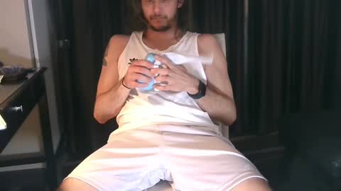 Snapshot of mdtrapn chatting on January 2025 02:22:01 AM Mac D online show from January 2025 02:22:01 AM