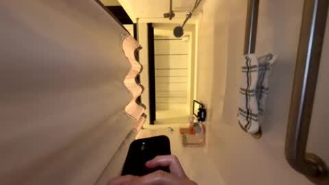 Dens cam online show from October 2025 08:20:02 PM