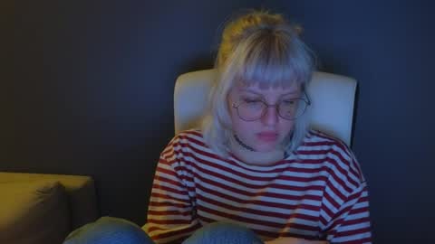 Roze online show from May 2026 11:45:02 PM