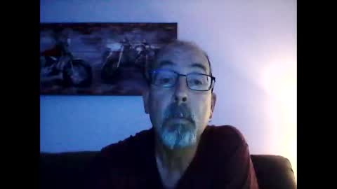 me at home online show from December 2024 03:33:02 PM