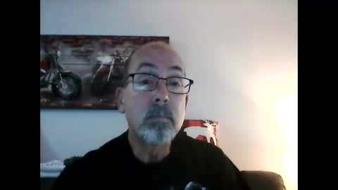 me at home online show from December 2024 08:50:01 PM