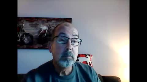 me at home online show from December 2024 06:24:02 PM