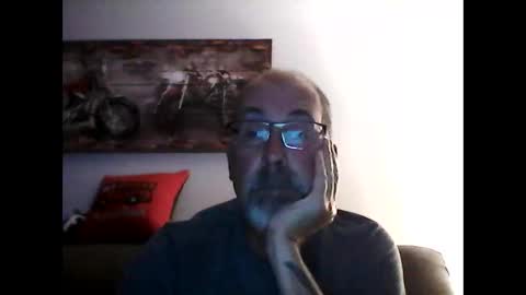 me at home online show from September 2025 01:38:02 AM