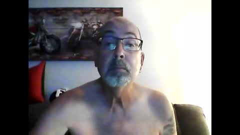 me at home online show from October 2025 11:30:01 AM