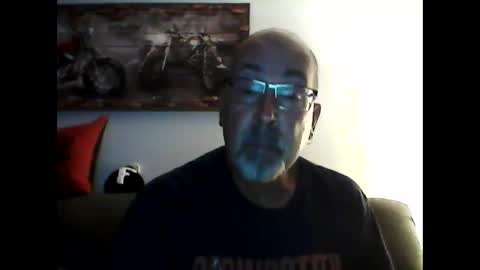 me at home online show from October 2025 10:46:02 AM