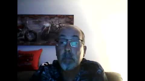 me at home online show from October 2025 02:55:01 AM