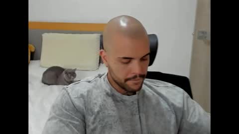 filippoae online show from March 2026 10:47:01 PM