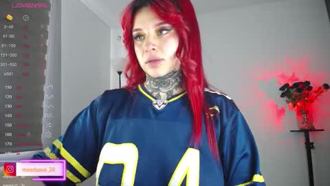 Johana  online show from January 2026 05:27:02 PM