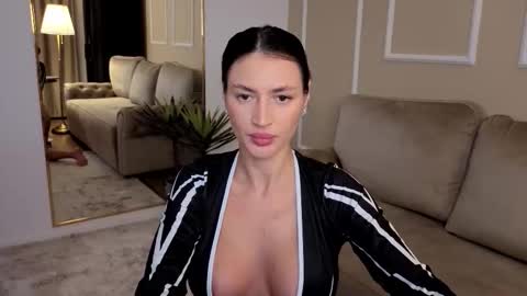 MedussaEyes online show from November 2025 09:57:01 PM