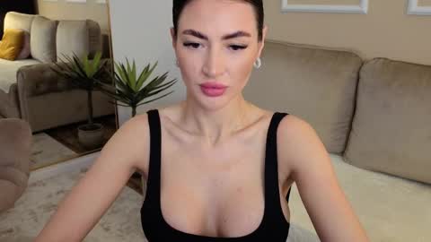 MedussaEyes online show from April 2026 10:42:02 AM