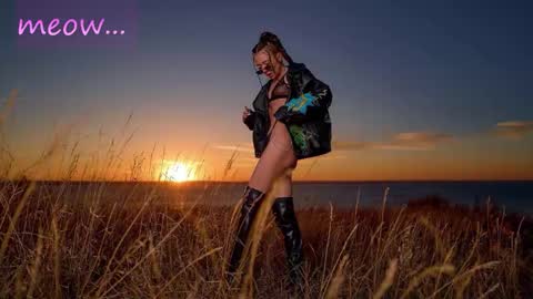 Sweet Meow nonude online show from October 2025 01:20:01 AM