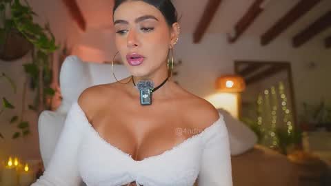 Andrea  online show from February 2026 01:40:01 PM