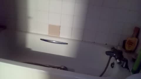 Snapshot of meetings_avalable chatting on November 2025 04:04:01 AM Jack Jack online show from November 2025 04:04:01 AM