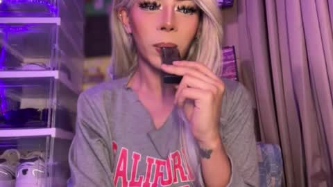 GODDESS OF ALL GODDESSES online show from April 2026 07:19:01 PM