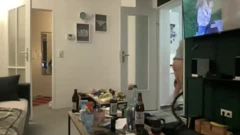 mega1185264 online show from December 2025 07:10:01 PM