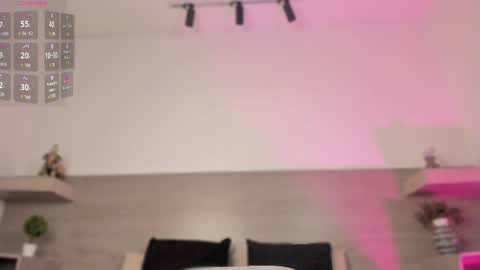   online show from April 2026 09:39:33 PM