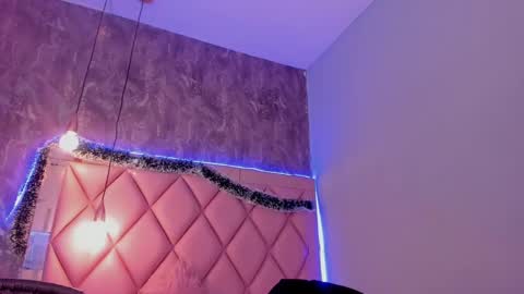 Snapshot of megan_and_clohe chatting on December 2024 10:02:02 PM M E G A N online show from December 2024 10:02:02 PM