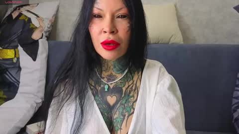 Helena Tuman online show from May 2026 06:07:02 AM