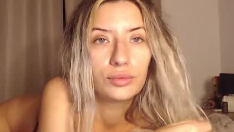 Megan Blazee  online show from November 2025 09:36:01 PM