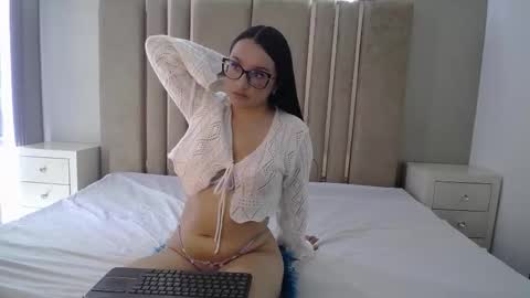 Snapshot of megan_blue5 chatting on October 2025 02:13:02 PM Megan3 online show from October 2025 02:13:02 PM