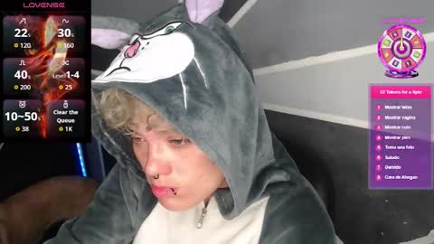 Megan and sophi online show from January 2026 05:01:01 AM