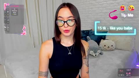 Megan Cuddly online show from November 2025 01:26:02 PM