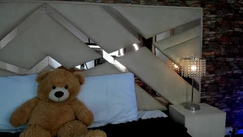     online show from September 2025 11:26:01 AM