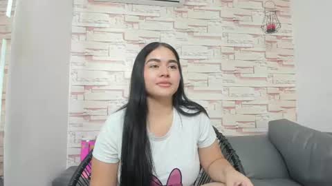 Snapshot of megan_jenner18_ chatting on July 2026 04:31:02 PM megan_jenner18_ online show from July 2026 04:31:02 PM