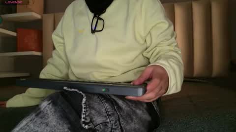     online show from February 2026 12:21:01 PM