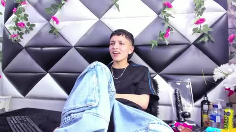 megan_thompsonn_ online show from October 2025 02:42:01 AM