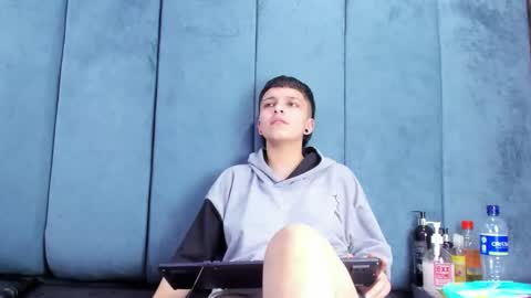 megan_thompsonn_ online show from March 2026 08:19:01 AM