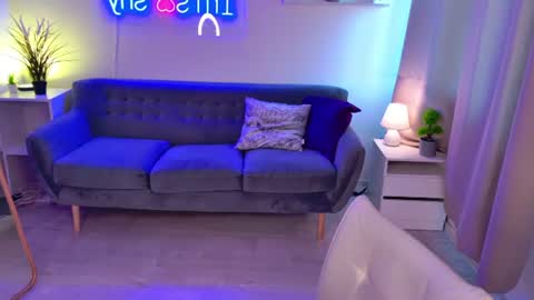 Megan online show from June 2026 12:41:02 PM