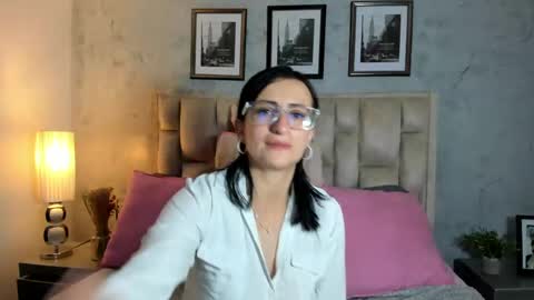 Snapshot of meganfennix chatting on June 2026 11:27:02 AM meganfennix online show from June 2026 11:27:02 AM