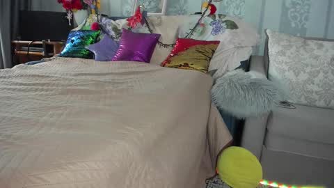 Snapshot of meganfox3325 chatting on October 2025 07:52:02 AM Nicki--------- Welcome to my Room online show from October 2025 07:52:02 AM