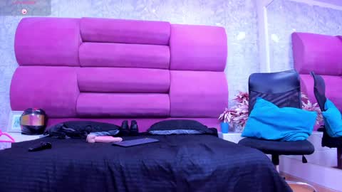 MeganFOXXI  online show from January 2025 11:32:01 PM