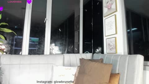 Mara online show from February 2025 10:37:02 AM