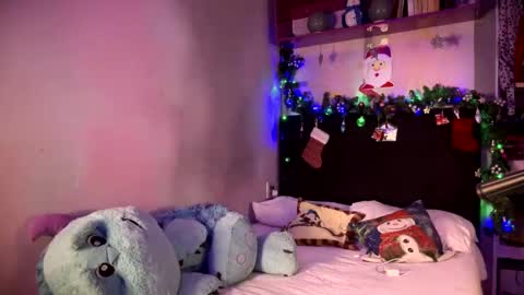 Snapshot of meganthompsonn chatting on December 2024 02:33:02 PM Megan online show from December 2024 02:33:02 PM