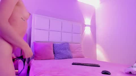 megga_bluee online show from September 2025 09:25:02 PM