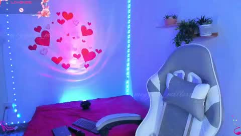 Snapshot of meggan_millerr chatting on June 2026 01:54:01 AM online show from June 2026 01:54:01 AM