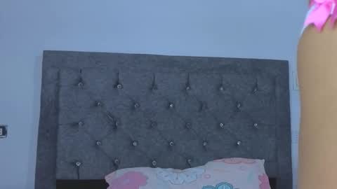 Meghan  online show from December 2025 09:21:02 PM