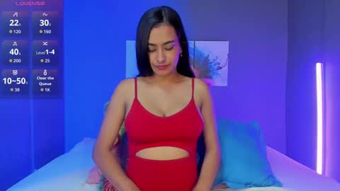 Snapshot of meghanmaslow chatting on October 2025 10:10:01 PM Julieta online show from October 2025 10:10:01 PM