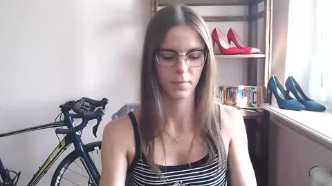 Snapshot of megi_erotic chatting on May 2026 01:29:02 PM Megi online show from May 2026 01:29:02 PM